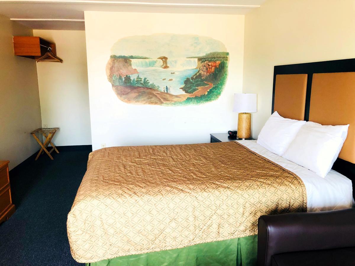 7 Days Inn Niagara Falls Ніагара-Фоллс Екстер'єр фото