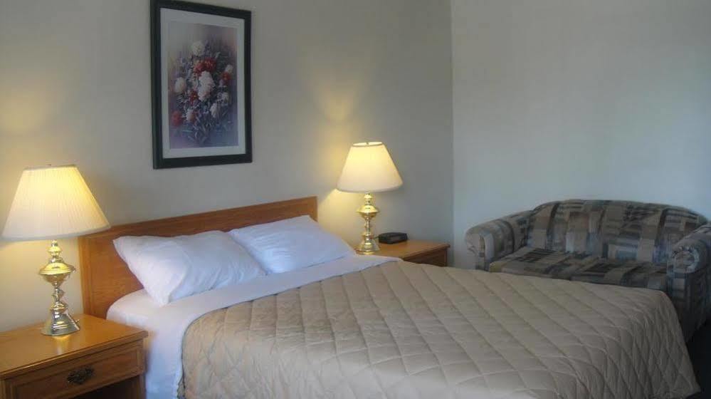 7 Days Inn Niagara Falls Ніагара-Фоллс Екстер'єр фото
